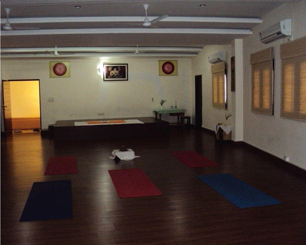Naturoville Ayurvedic And Yoga Retreat Hotel Rishīkesh Buitenkant foto