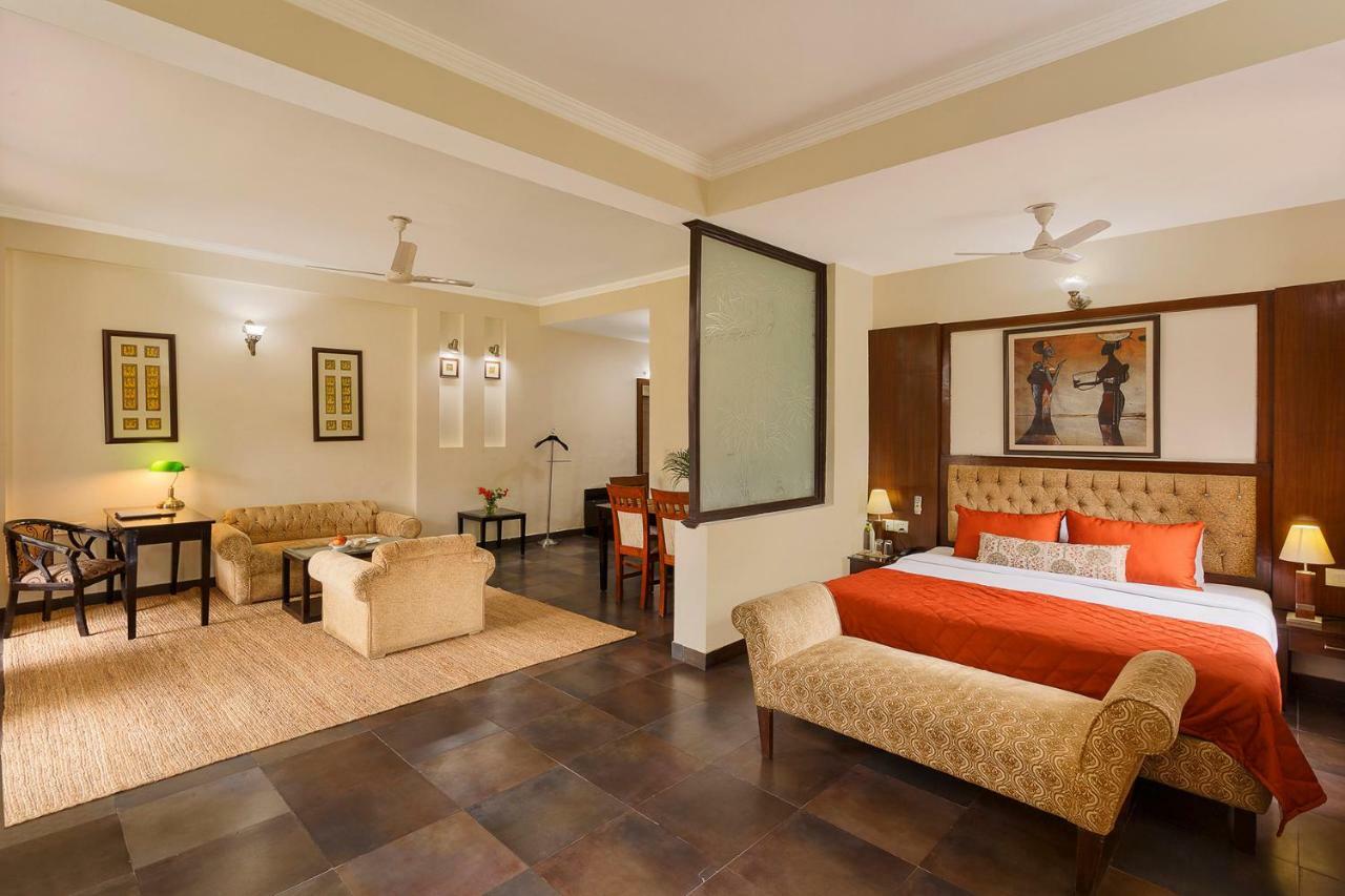 Naturoville Ayurvedic And Yoga Retreat Hotel Rishīkesh Buitenkant foto