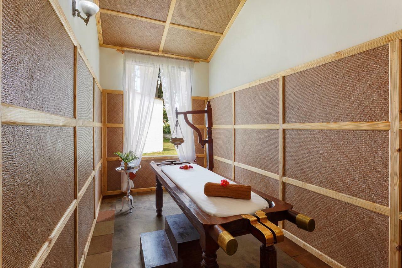 Naturoville Ayurvedic And Yoga Retreat Hotel Rishīkesh Buitenkant foto