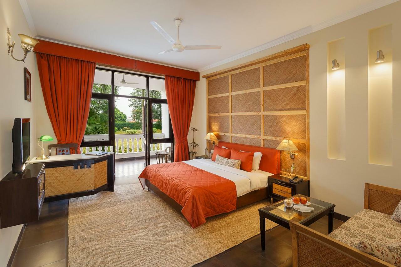 Naturoville Ayurvedic And Yoga Retreat Hotel Rishīkesh Buitenkant foto